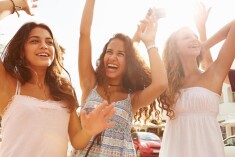 Bodycology Sweet Seduction Kadın Vücut Spreyi – Vanilya ve Kırmızı Meyve Aromalı, 237 mL - 3