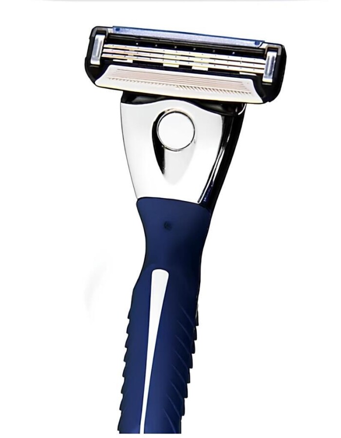 Dynamo 3 Bıçaklı Sistem Erkek Tıraş Bıçağı ve 4 Adet Yedek Kartuş - 7