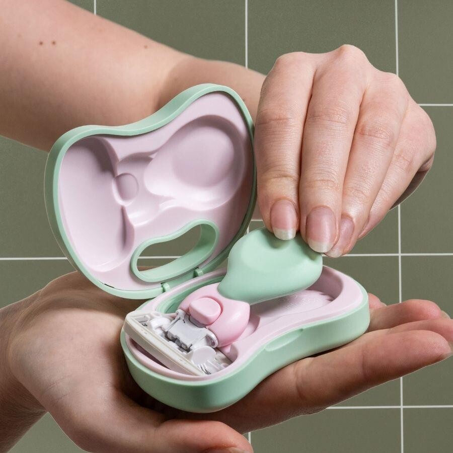 Wilkinson Sword Intuition Complete Mini Kadın Tıraş Bıçağı -Özel Kutusunda - 4