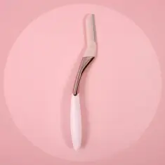 Wilkinson Sword Intuition Dermaglow Dermaplaning Arındırıcı Kadın Yüz Tıraş Bıçağı, Ustura - 3