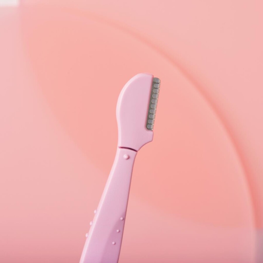 Wilkinson Sword Intuition Kaş Şekillendirme Seti – 3 Kaş Usturası + 1 Fırça & Tarak Aparatı - 5