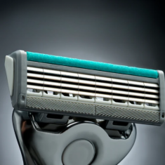 Wilkinson Sword Quattro Titanium Sensıtıve Erkek Tıraş Bıçağı 8 Yedek Kartuşu - 2